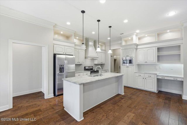 133 Meadowcreek Drive, Brandon, MS 39042