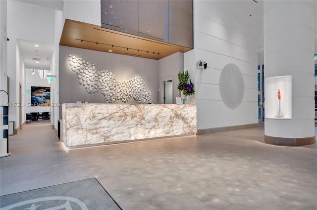 5959 Collins Ave 906, Miami Beach, FL 33140