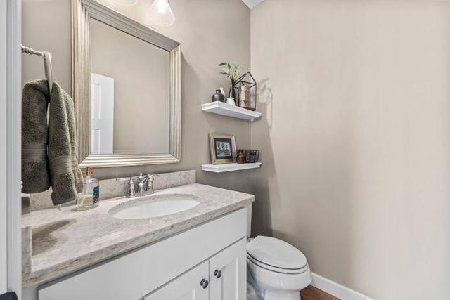 19719 Henning Avenue, Lakeville, MN 55044