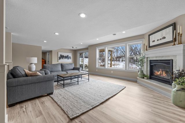 19719 Henning Avenue, Lakeville, MN 55044