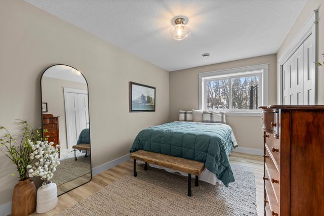 19719 Henning Avenue, Lakeville, MN 55044