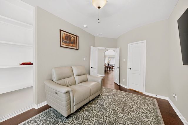 7800 Alders Gate Lane, Denton, TX 76208