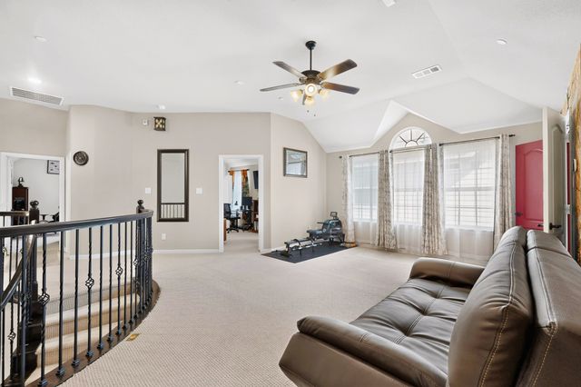 7800 Alders Gate Lane, Denton, TX 76208