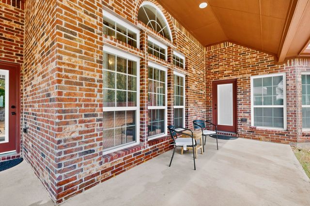 7800 Alders Gate Lane, Denton, TX 76208
