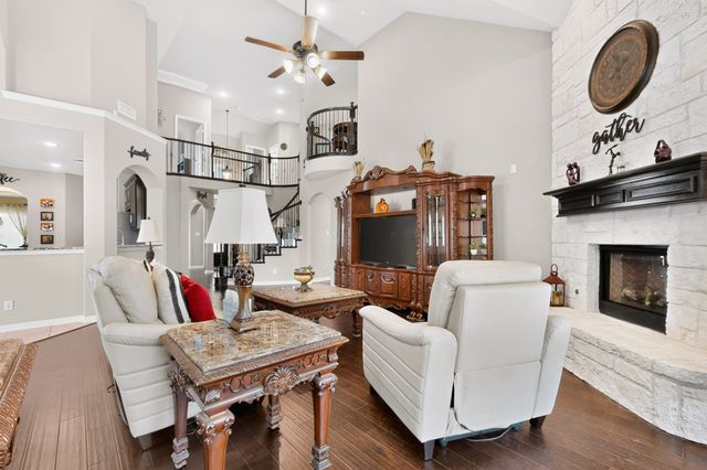 7800 Alders Gate Lane, Denton, TX 76208