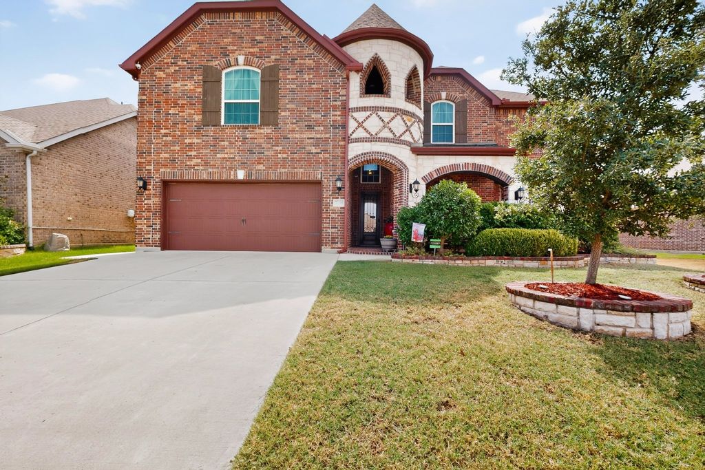 7800 Alders Gate Lane, Denton, TX 76208