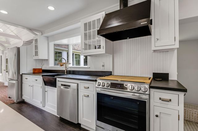 188 Rock Harbor Road, Orleans, MA 02653