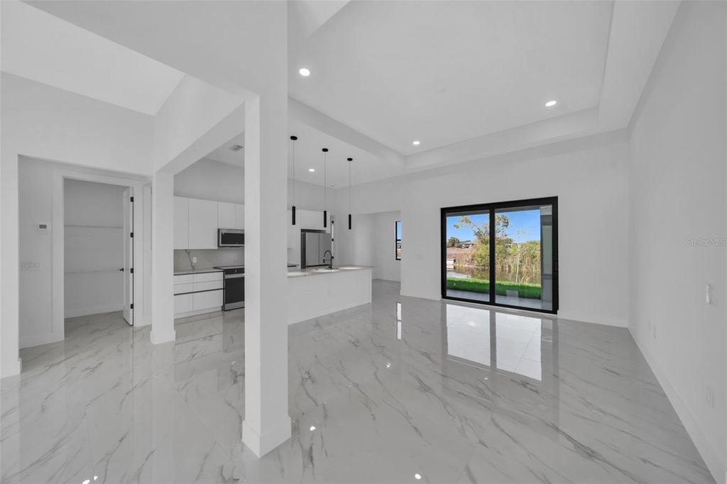 Image 4 of property listing at 1320 NE 20TH STREET, Cape Coral, FL 33909