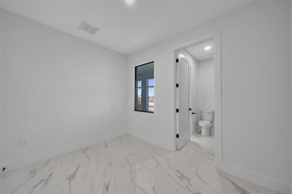 Image 39 of property listing at 1320 NE 20TH STREET, Cape Coral, FL 33909