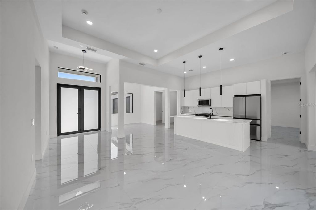 Image 6 of property listing at 1320 NE 20TH STREET, Cape Coral, FL 33909