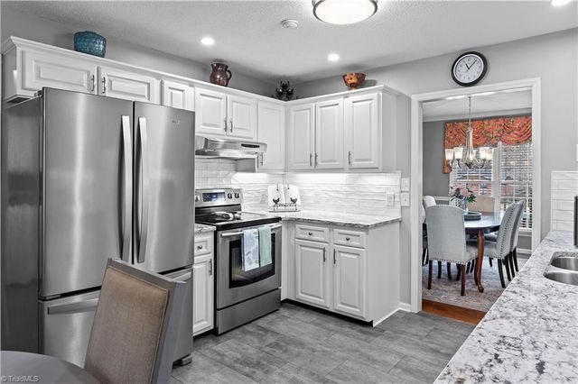 380 Cedarland Drive, Thomasville, NC 27360