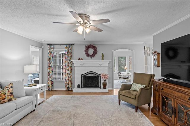 380 Cedarland Drive, Thomasville, NC 27360