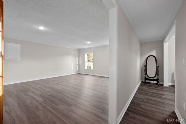 168 County Road 454 ., Clanton, AL 35046