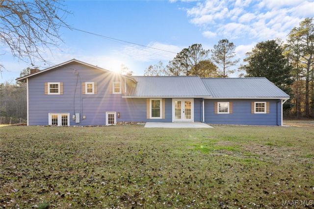 168 County Road 454 ., Clanton, AL 35046