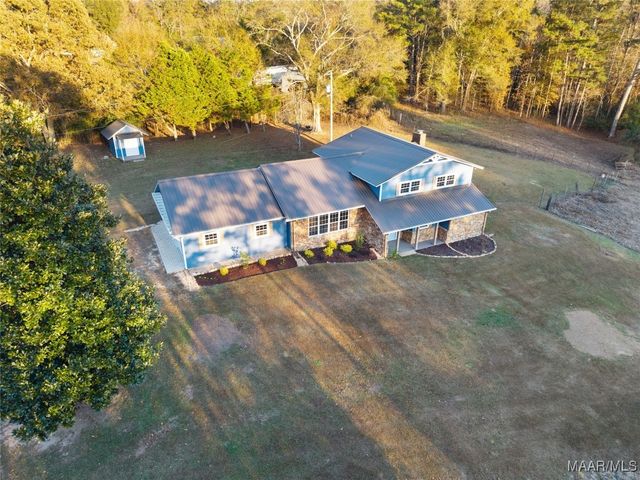 168 County Road 454 ., Clanton, AL 35046