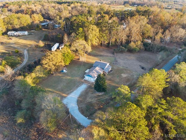 168 County Road 454 ., Clanton, AL 35046