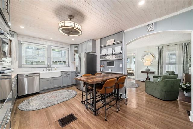 1180 Atlantic Drive NW, Atlanta, GA 30318