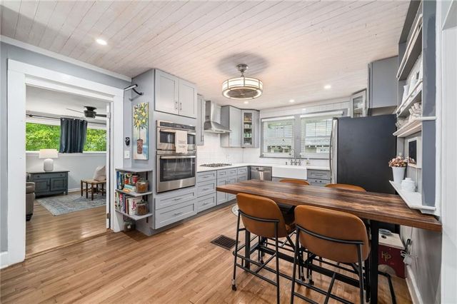 1180 Atlantic Drive NW, Atlanta, GA 30318