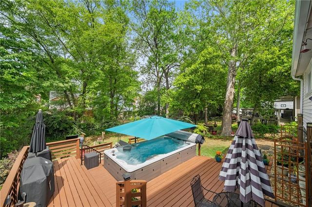 1180 Atlantic Drive NW, Atlanta, GA 30318
