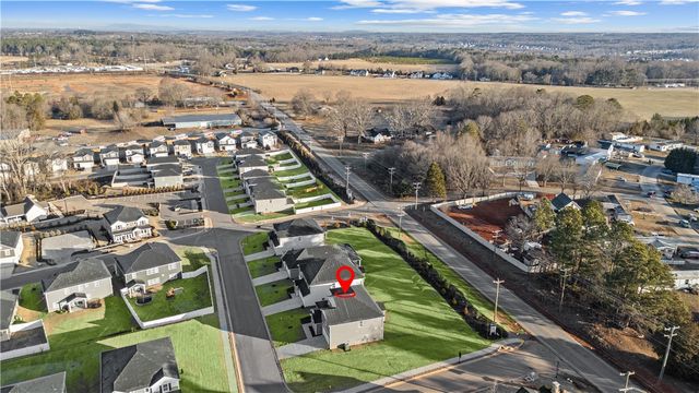 307 Penland Lane, Piedmont, SC 29673