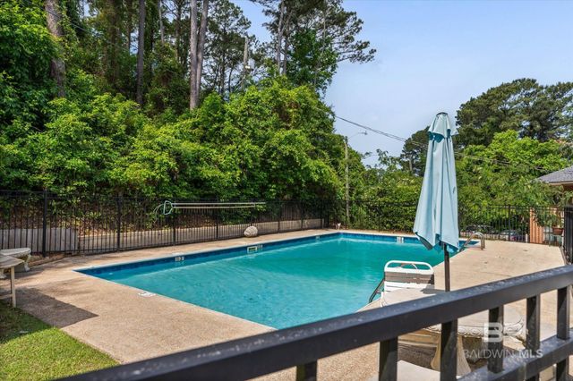 512 Lake Forest Boulevard F223, Daphne, AL 36526