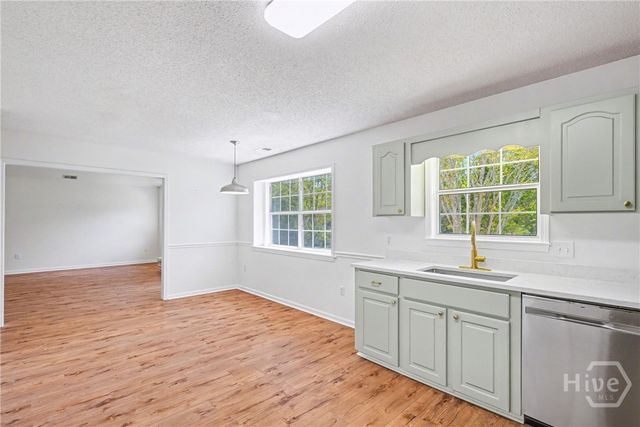 346 Belle Grove Circle, Richmond Hill, GA 31324