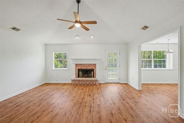 346 Belle Grove Circle, Richmond Hill, GA 31324