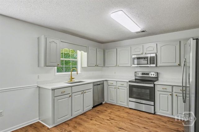 346 Belle Grove Circle, Richmond Hill, GA 31324