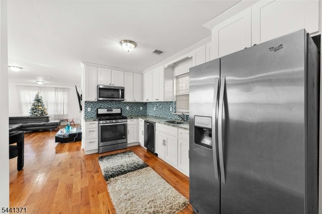 120 Fulton St, Elizabeth City, NJ 07206