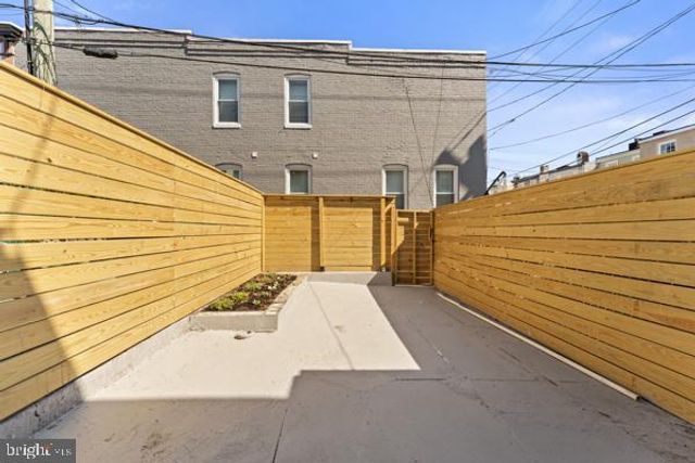 2528 ASHLAND AVE, Baltimore, MD 21205
