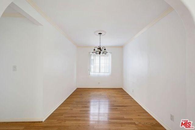 521 N Vista Street, Los Angeles, CA 90036