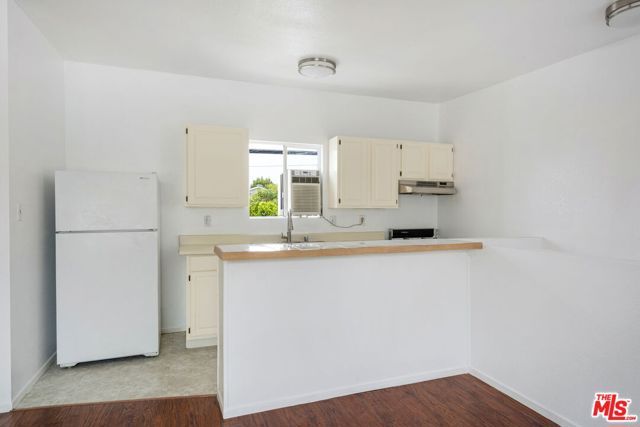 521 N Vista Street, Los Angeles, CA 90036