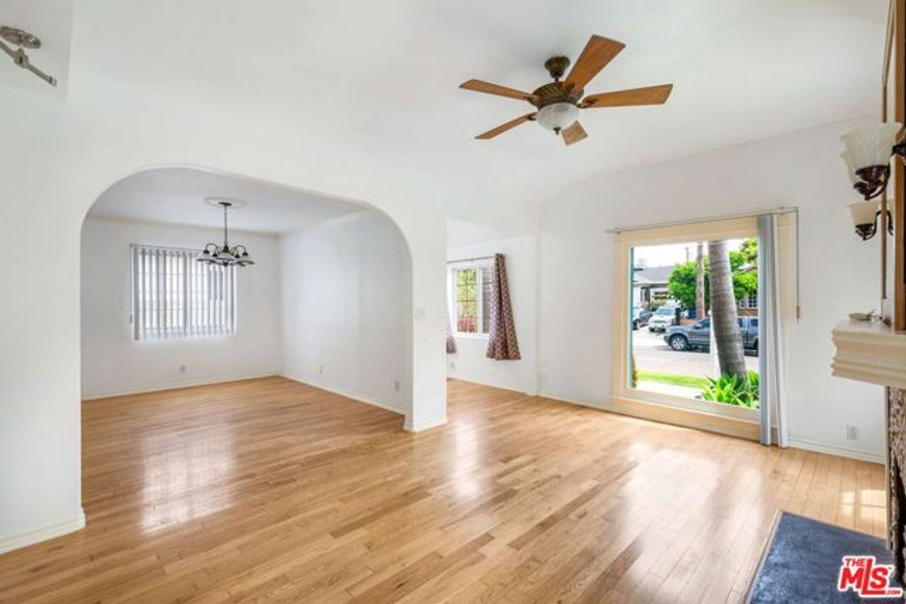 521 N Vista Street, Los Angeles, CA 90036
