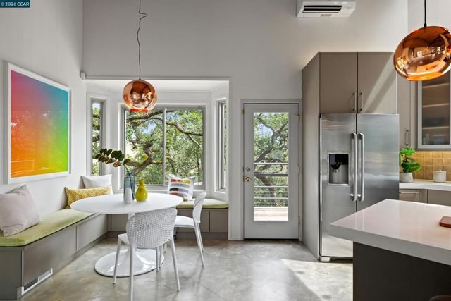 2 Leeward Glen, Lafayette, CA 94549