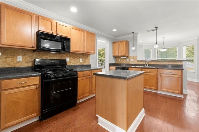 277 Edison Drive, Stockbridge, GA 30281