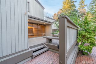 119 98th Avenue NE #119, Bellevue, WA 98004