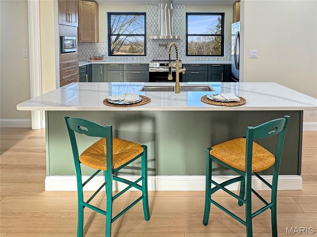 1716 Pottery Road, Washington, MO 63090