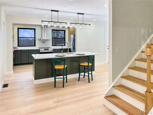 1716 Pottery Road, Washington, MO 63090