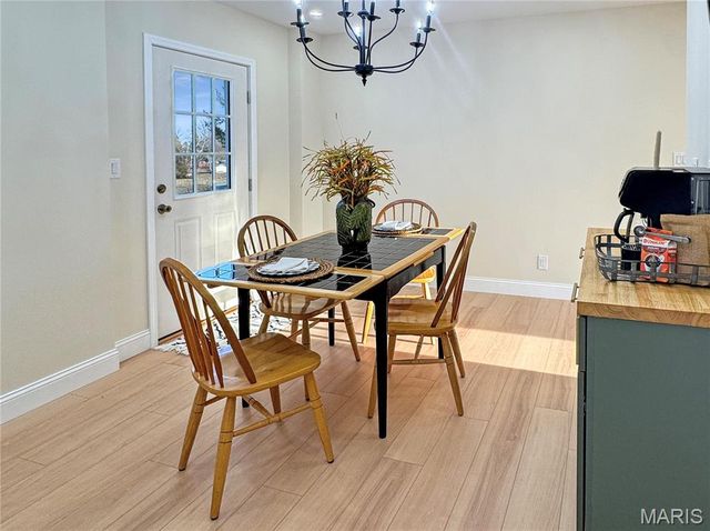 1716 Pottery Road, Washington, MO 63090