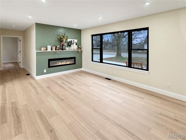 1716 Pottery Road, Washington, MO 63090