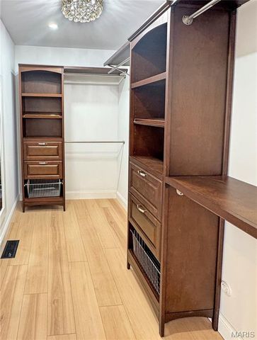 1716 Pottery Road, Washington, MO 63090