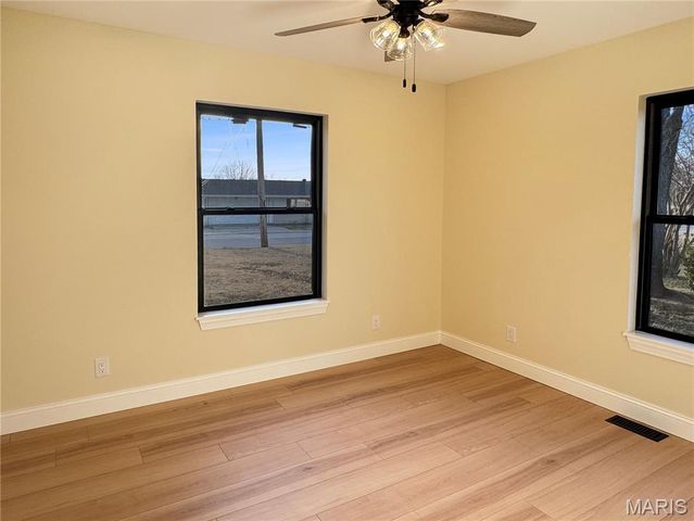 1716 Pottery Road, Washington, MO 63090