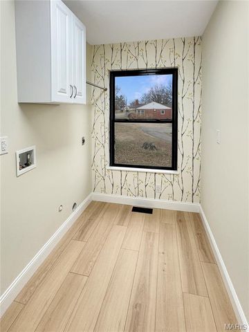 1716 Pottery Road, Washington, MO 63090