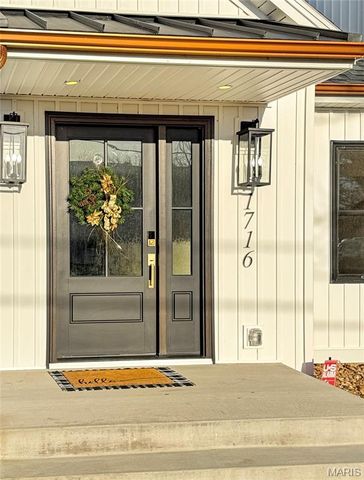 1716 Pottery Road, Washington, MO 63090