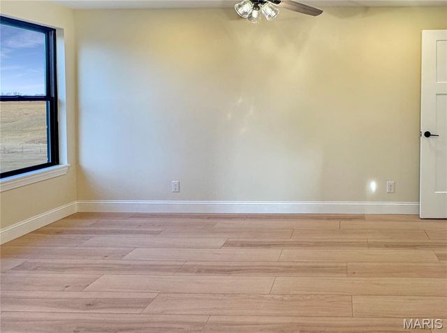 1716 Pottery Road, Washington, MO 63090