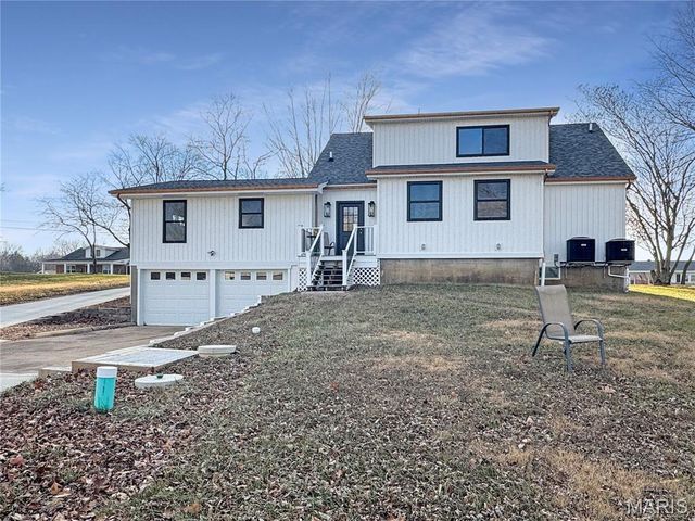 1716 Pottery Road, Washington, MO 63090