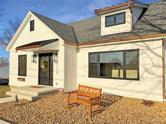 1716 Pottery Road, Washington, MO 63090