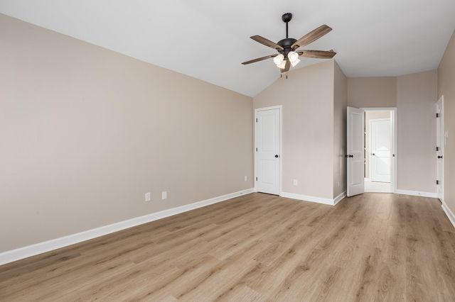 2826 Creek Manor Drive, Kingwood, TX 77339