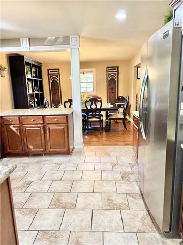 2315 Marina Road, Russellville, AR 72802