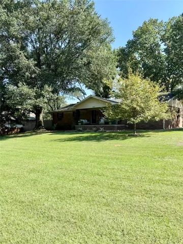 2315 Marina Road, Russellville, AR 72802